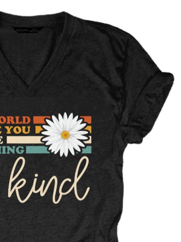 Be Kind Daisy T-shirt