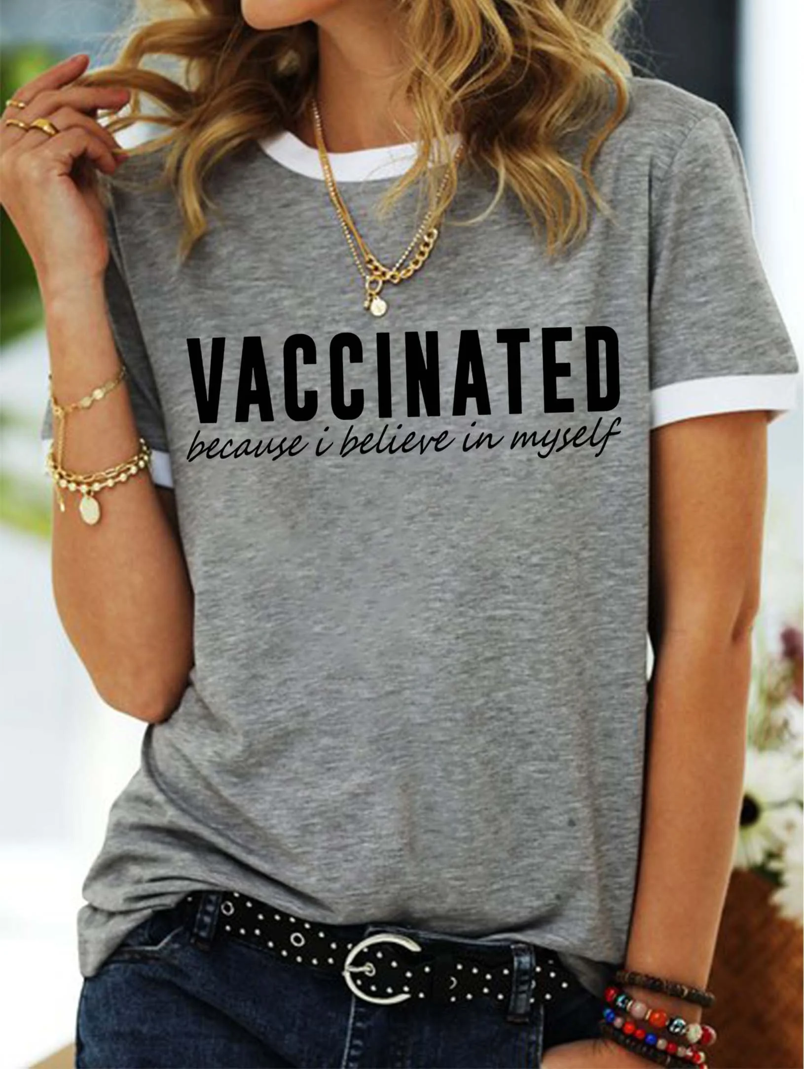 Vaccinated because i believe in myself Women's round neck T-shirt