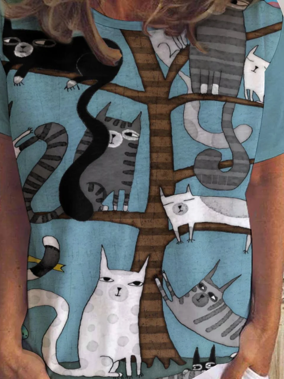 Cat Tree Women's Short Sleeve T-shirt