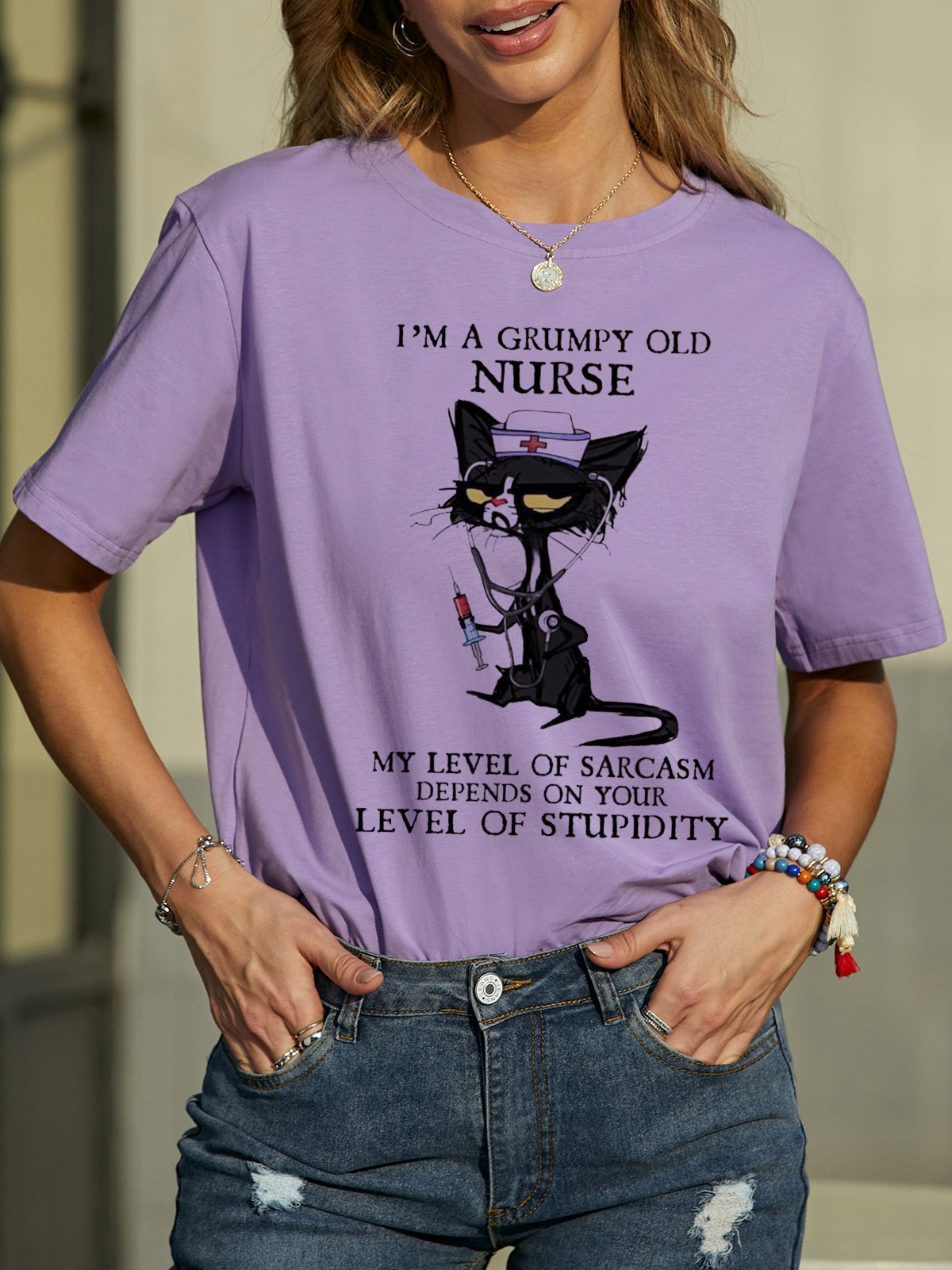 I'm A Grumpy Old Nurse Casual T-Shirt