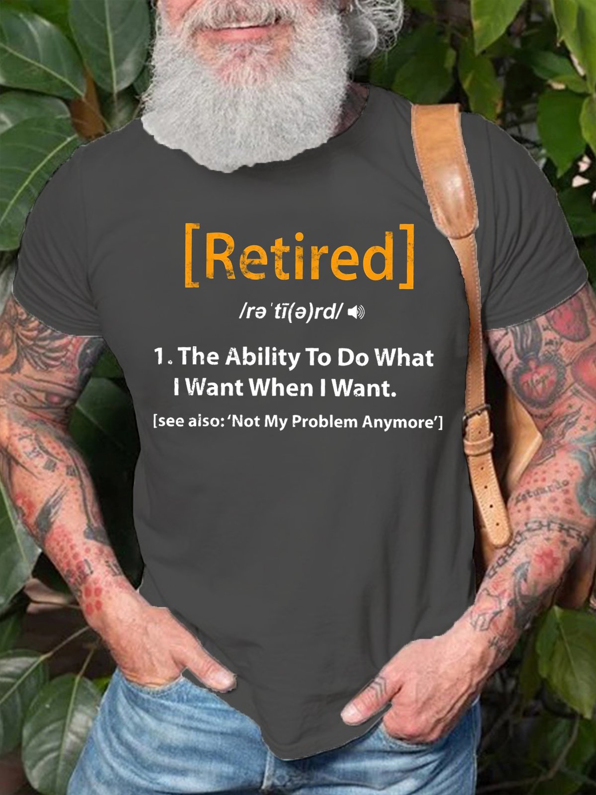 Mens Retired Definition Funny Retirement Round Neck Short Sleeve T-Shirt