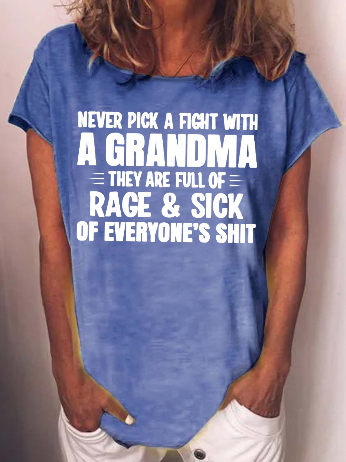 Womens Never Pick A Fight With A Grandma Casual Short Sleeve T-Shirt