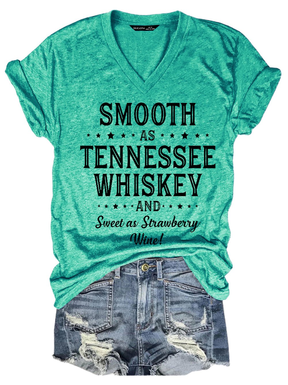 Funny Saying Smooth As Tennessee Whiskey And Sweet As Strawberry Wine Casual Short Sleeve T-Shirt