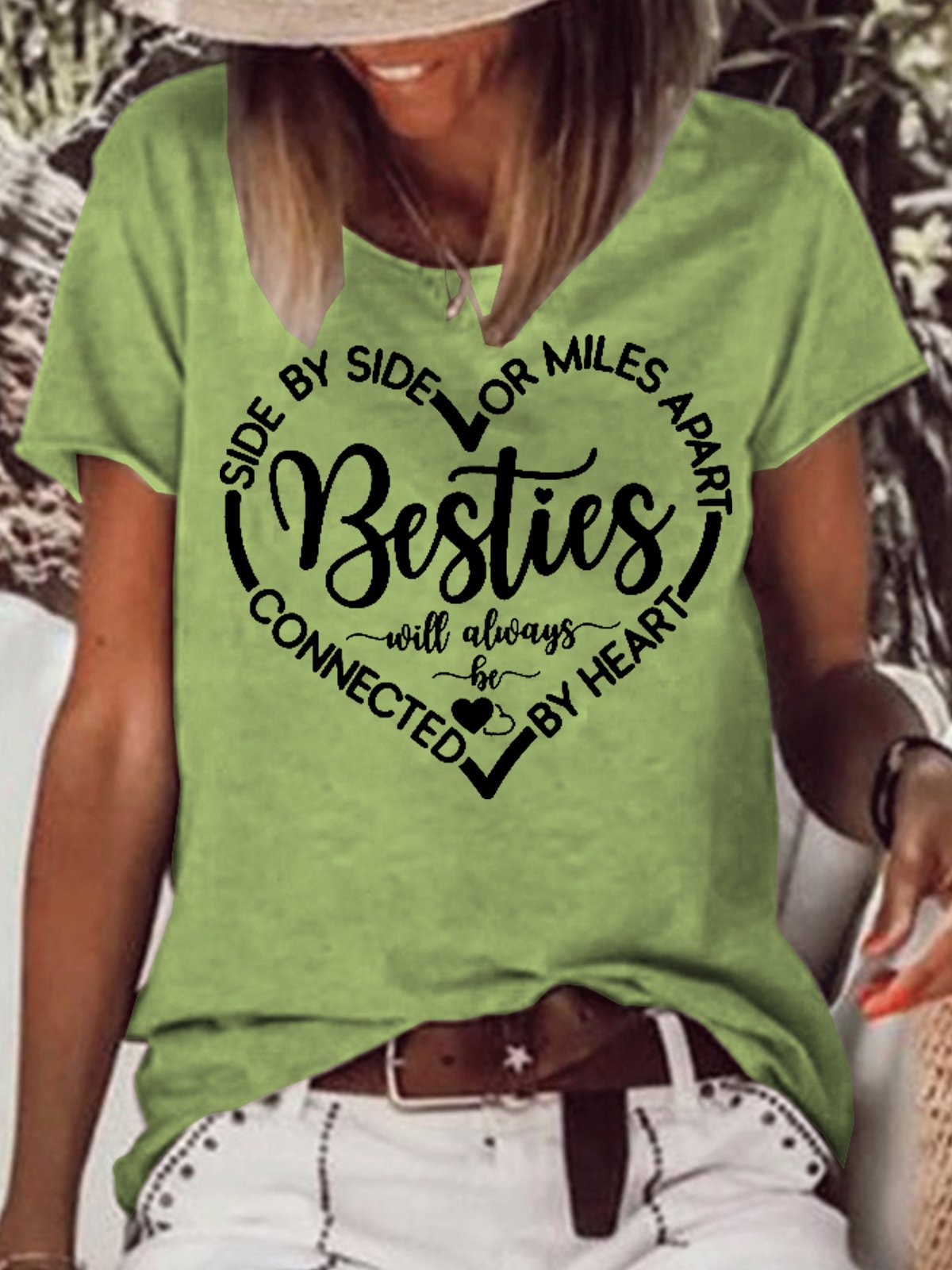 Womens Besties Heart Casual T-Shirt