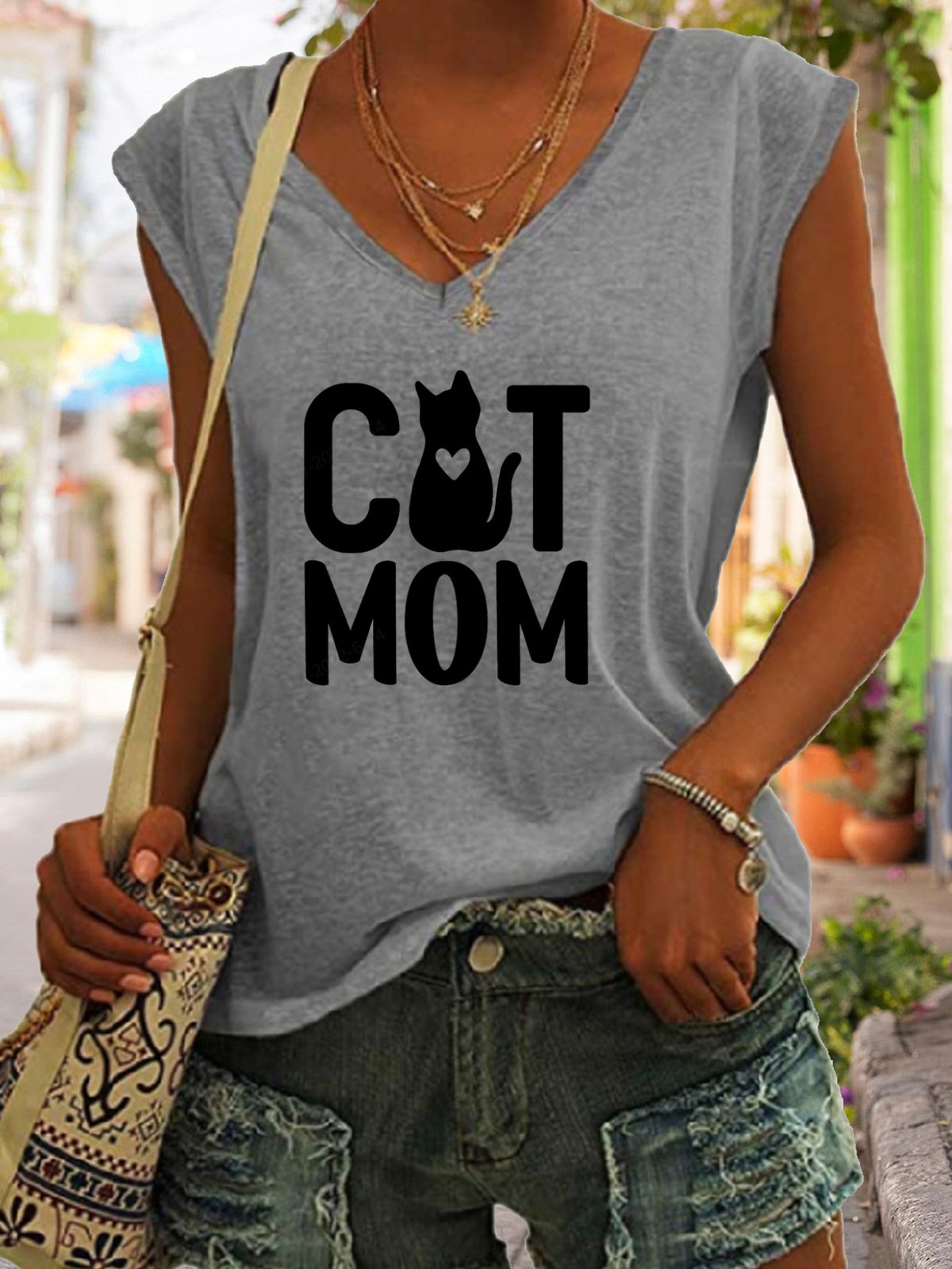 Cat Mom Print V-neck Tank Top