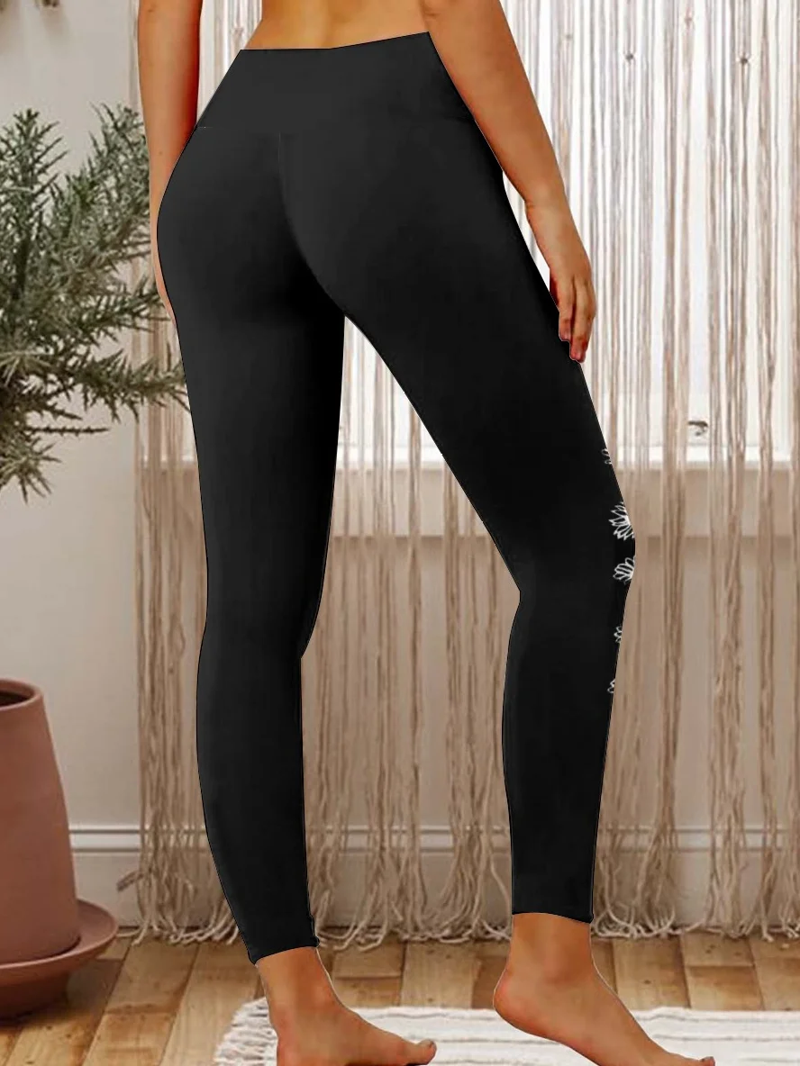 Women Regular Fit Daisy Leggings