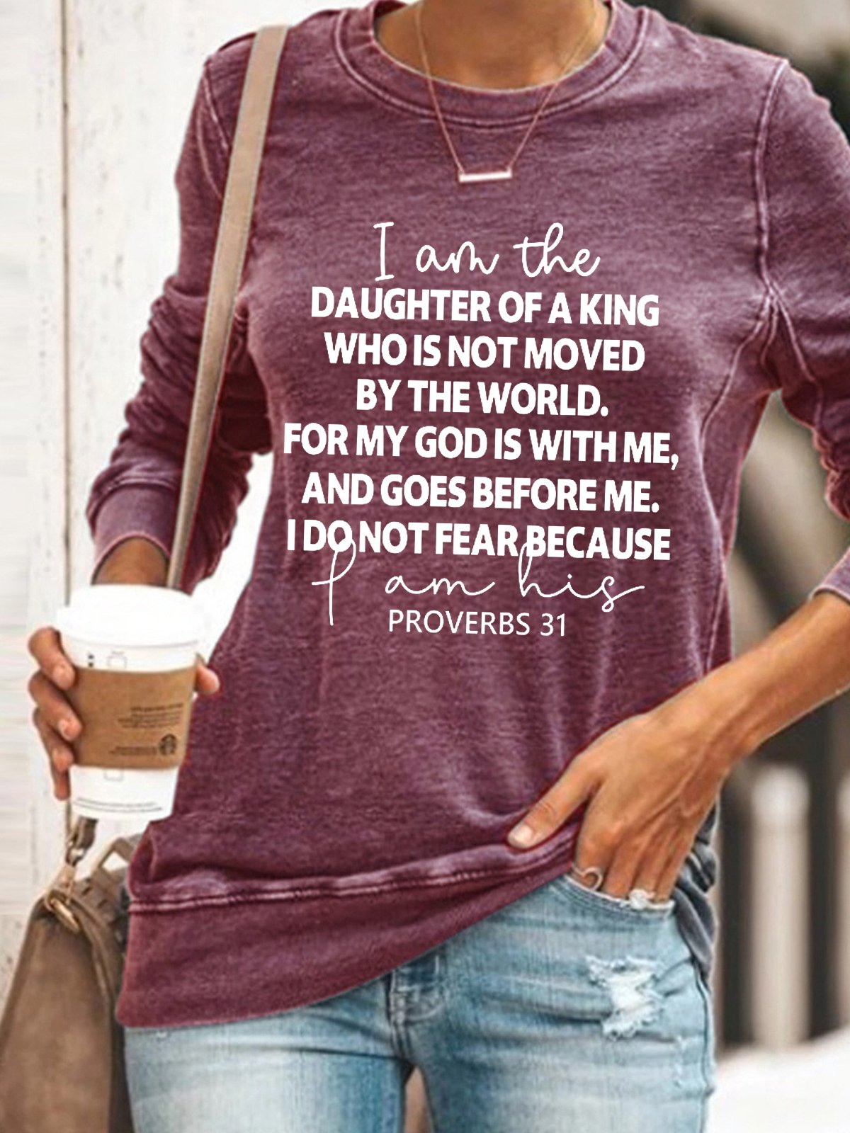 Women I Am The Daughter Of A King Regular Fit God Crew Neck Sweatshirt