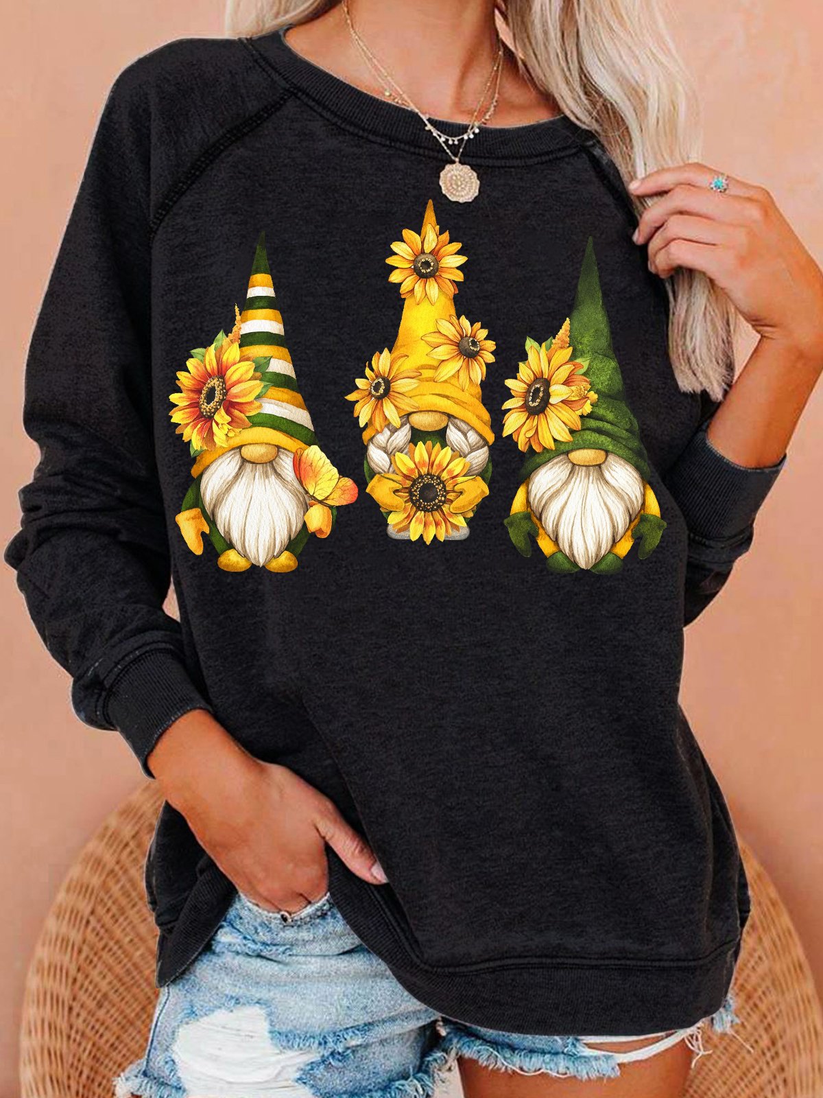 Womens Garden gnome cute watercolor Sunflower gnome Casual Sweatshirt