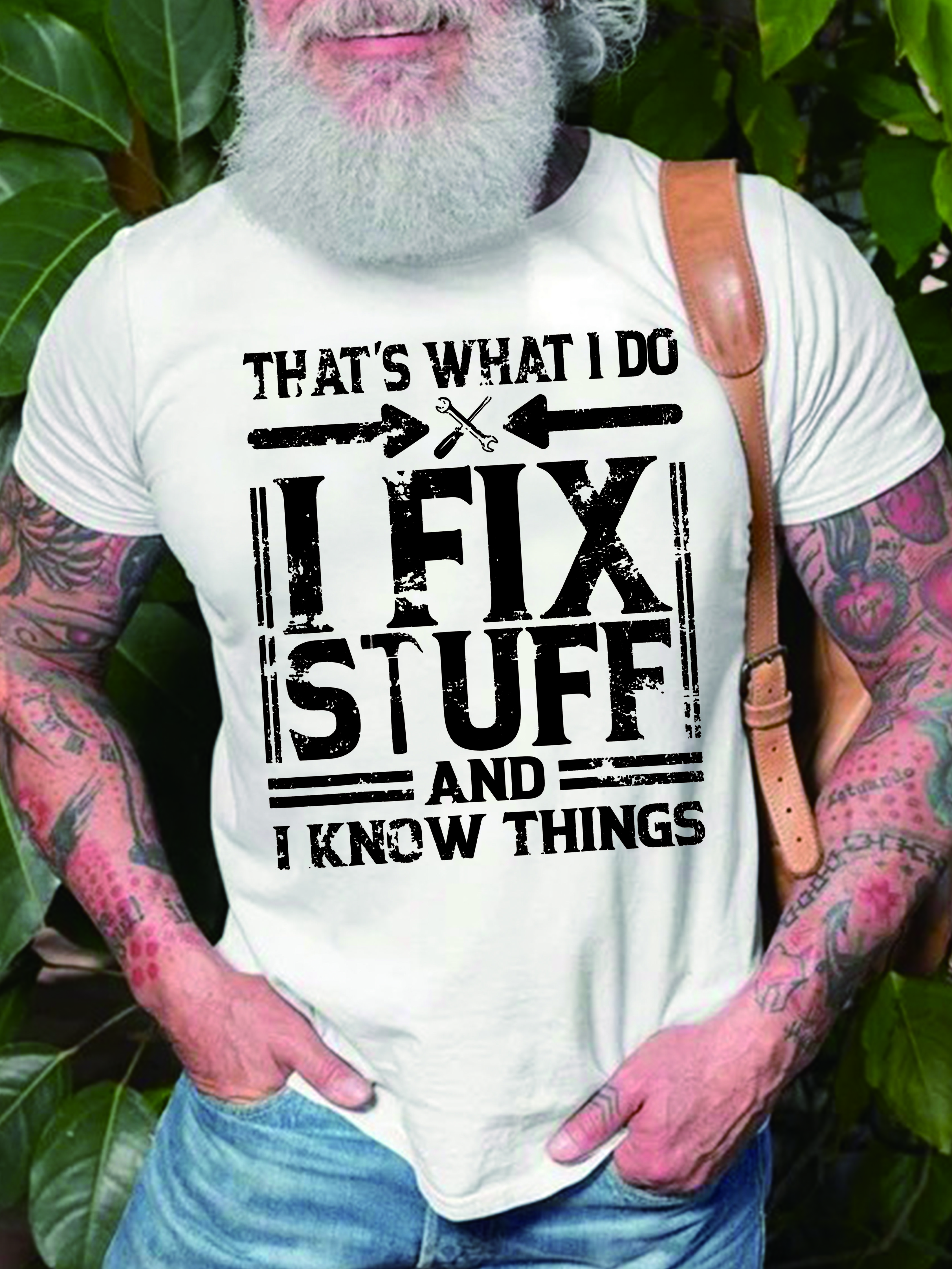 Men I Fix Stuff I Know Things Letters Casual Fit Crew Neck T-Shirt