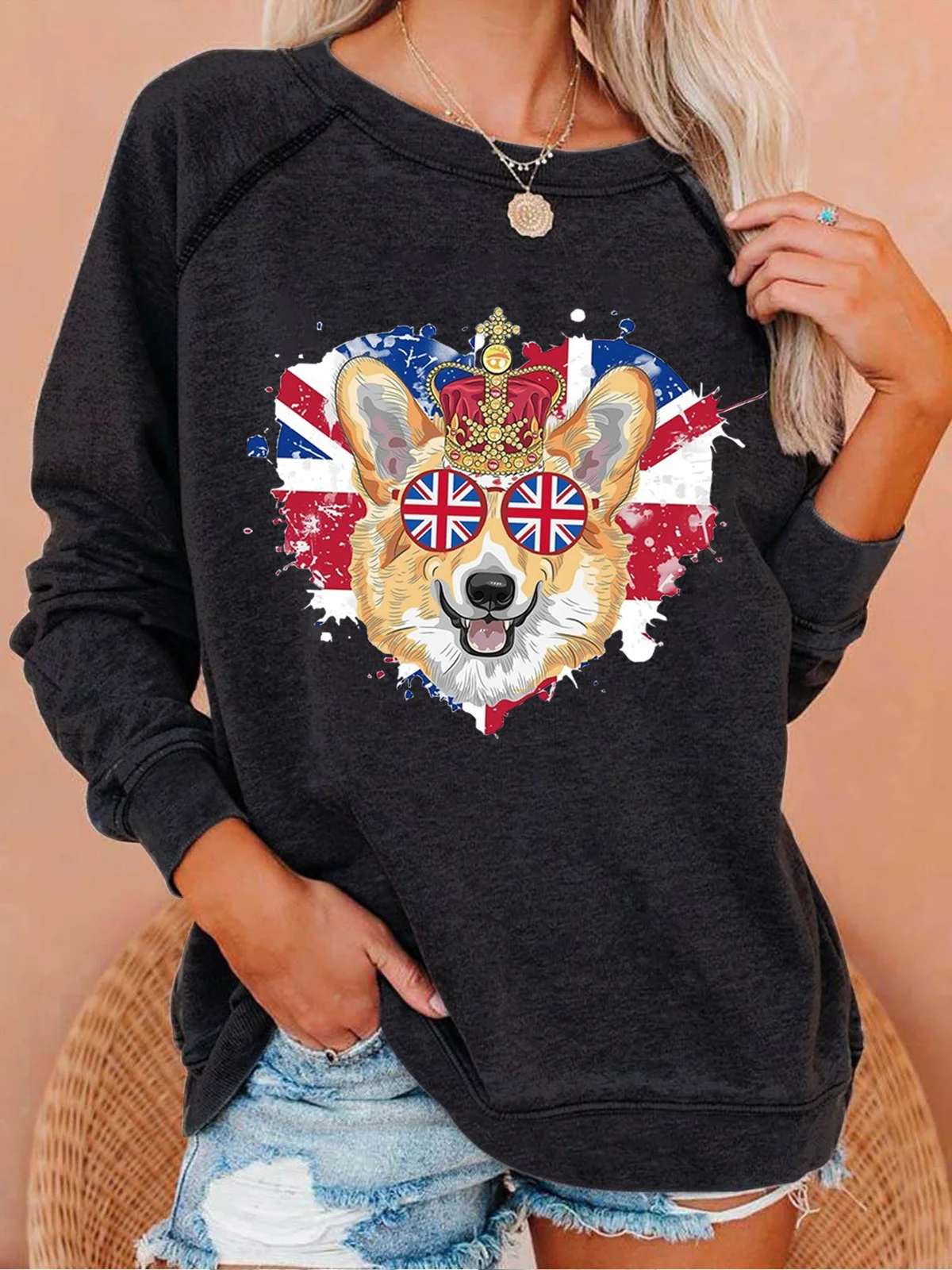 Women The Queens Celebrating Corgi Crew Neck Sweatshirts