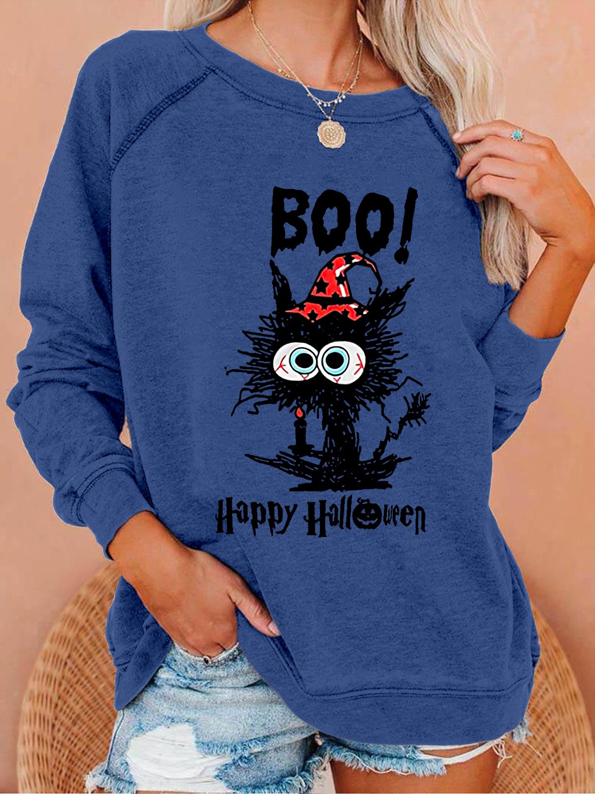 Women Cat Mom Boo Happy Halloween Crew Neck Sweatshirt