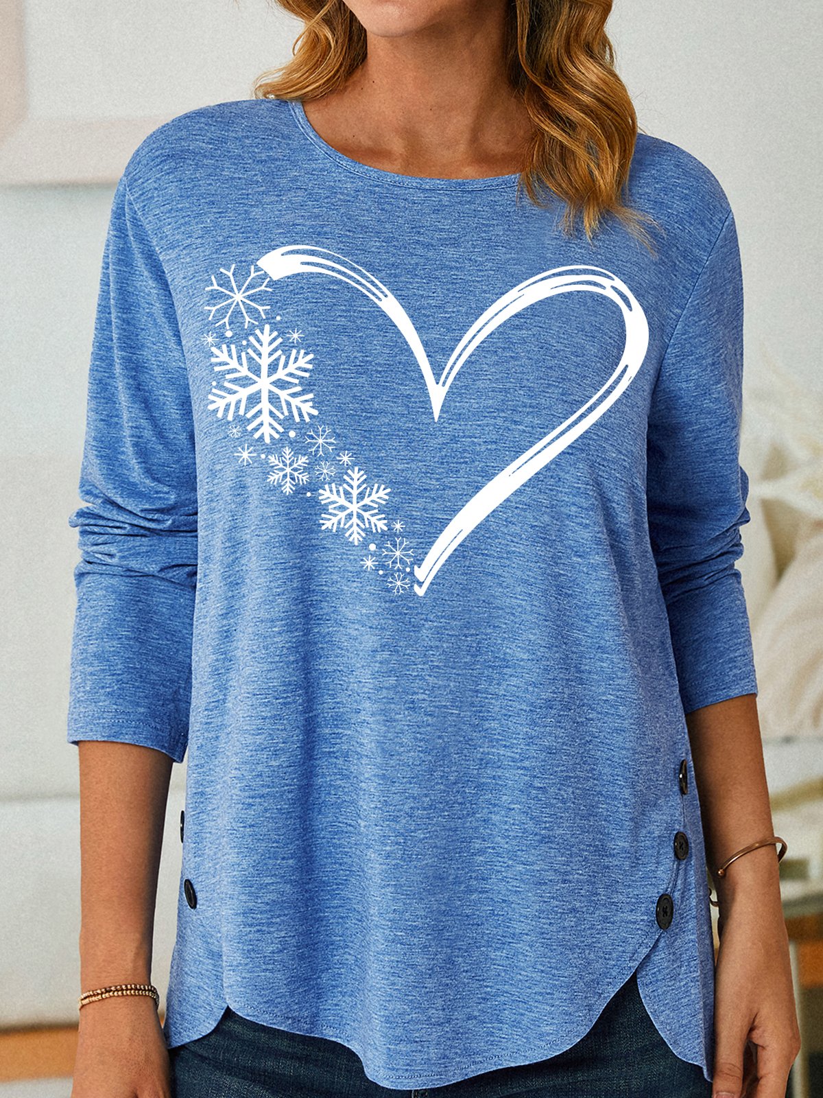 Womens Snowflake Heart For Christmas Crew Neck Top