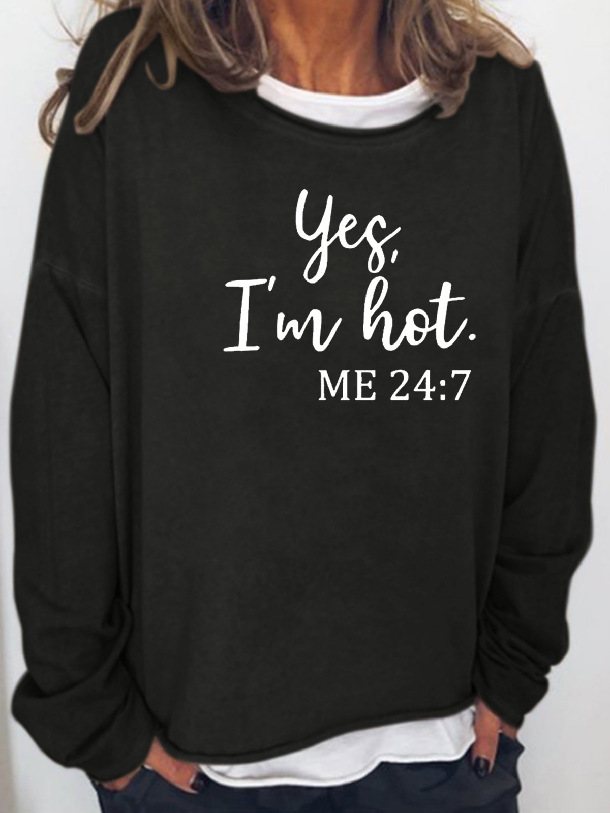 Womens Funny Gift Yes I’m Cold 24/7 Crew Neck Casual Sweatshirt