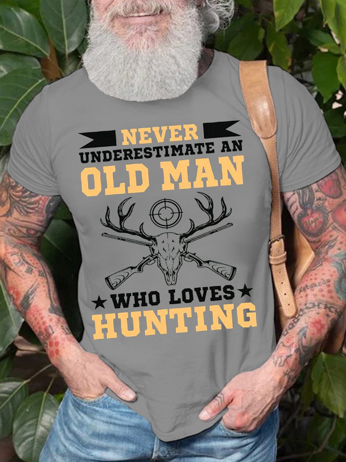 Mens Never Understimate An Old Man Who Loves Hunting Funny Graphic Print Casual Text Letters Cotton T-Shirt