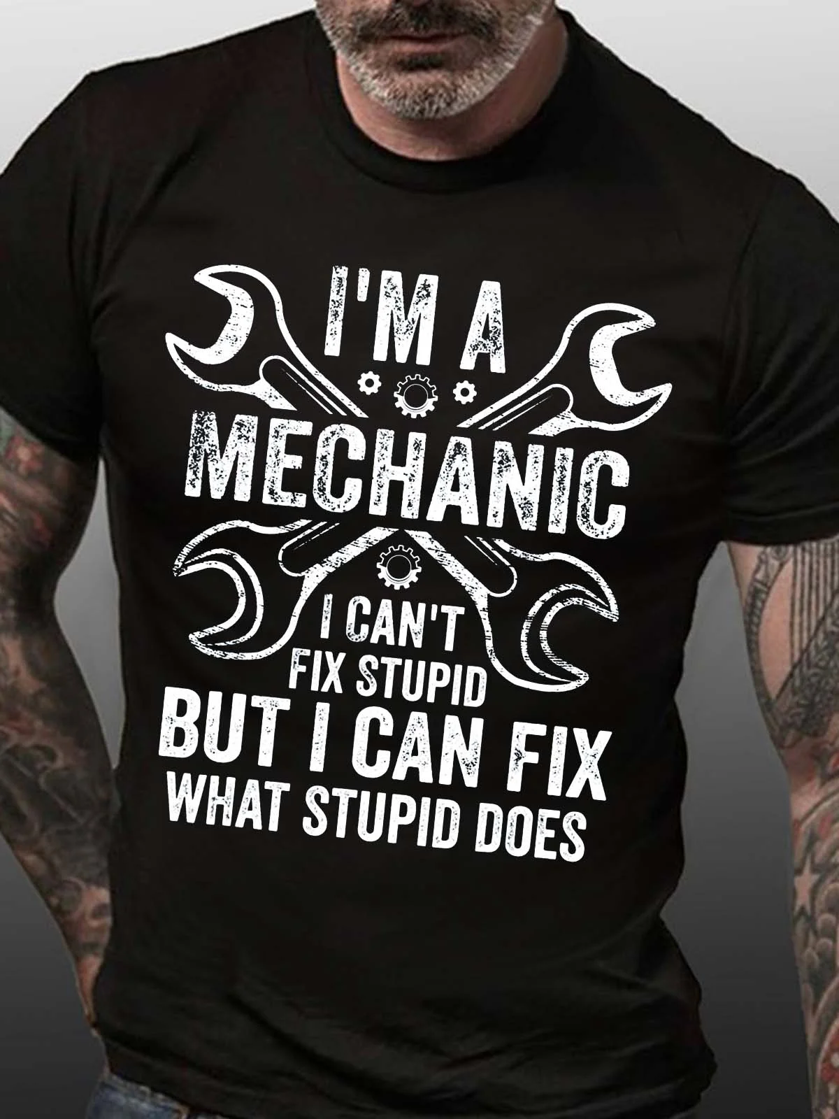 Men I’m A Mechanic I Can’t Fix Stupid But I Can Fix What Stupid Does Fit Casual T-Shirt