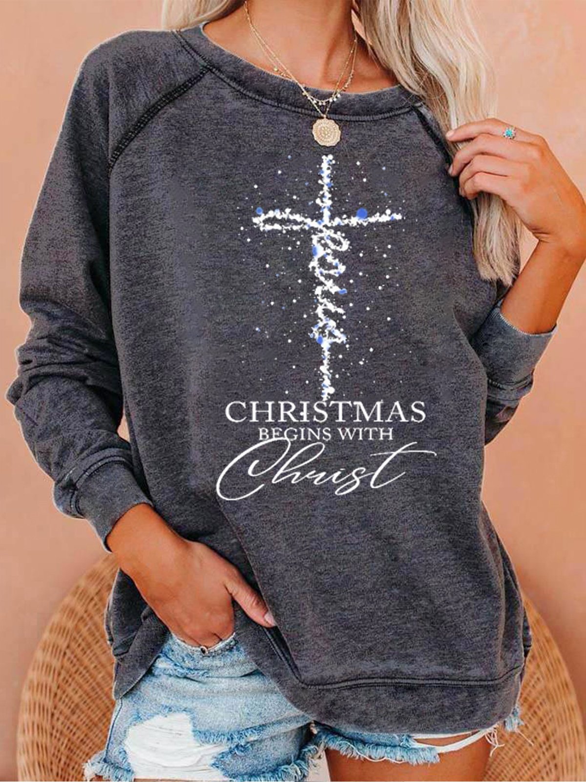 Womens Jesus christmas begins with christ Casual Crew Neck Sweatshirt