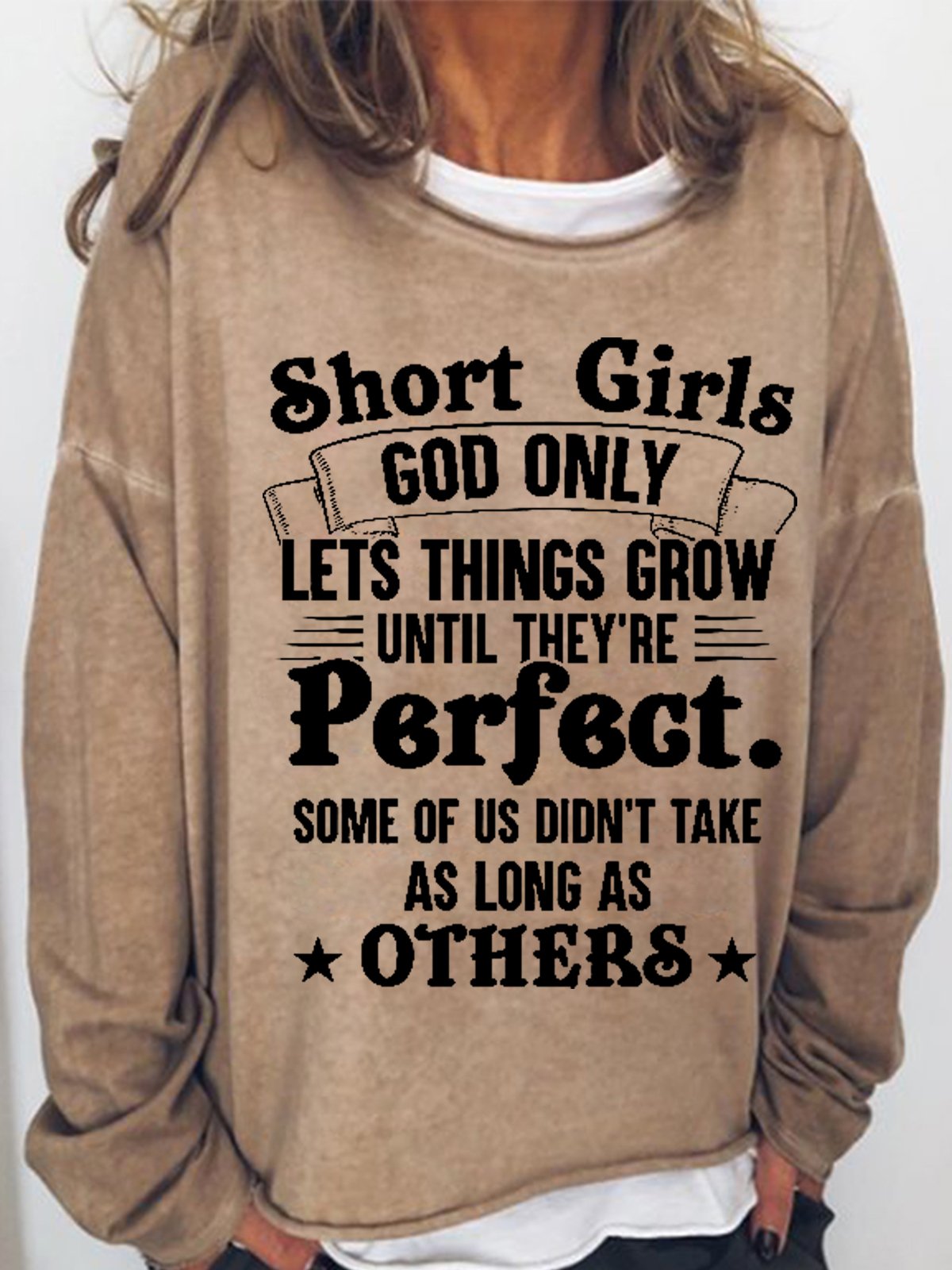 Women‘s Funny Word Short girls god only lets things grow until they’re perfect Simple Sweatshirt