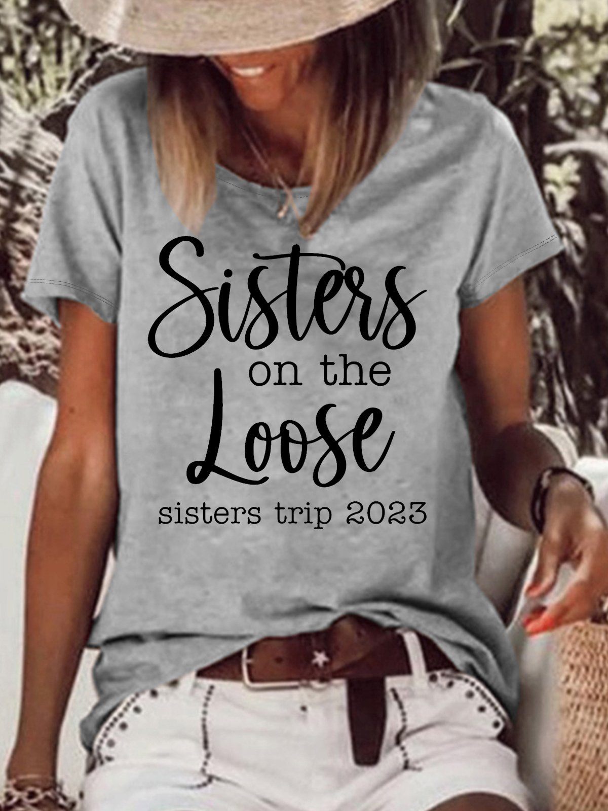 Women's Sisters On The Loose Girl's Trip Letters Casual T-Shirt