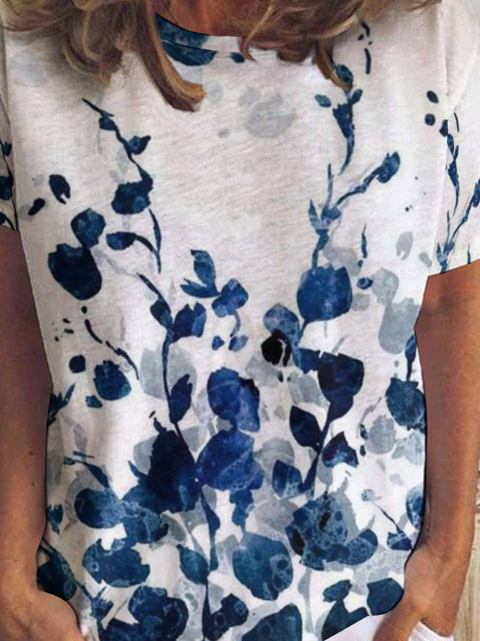 Women's Flower Art Print Casual T-Shirt