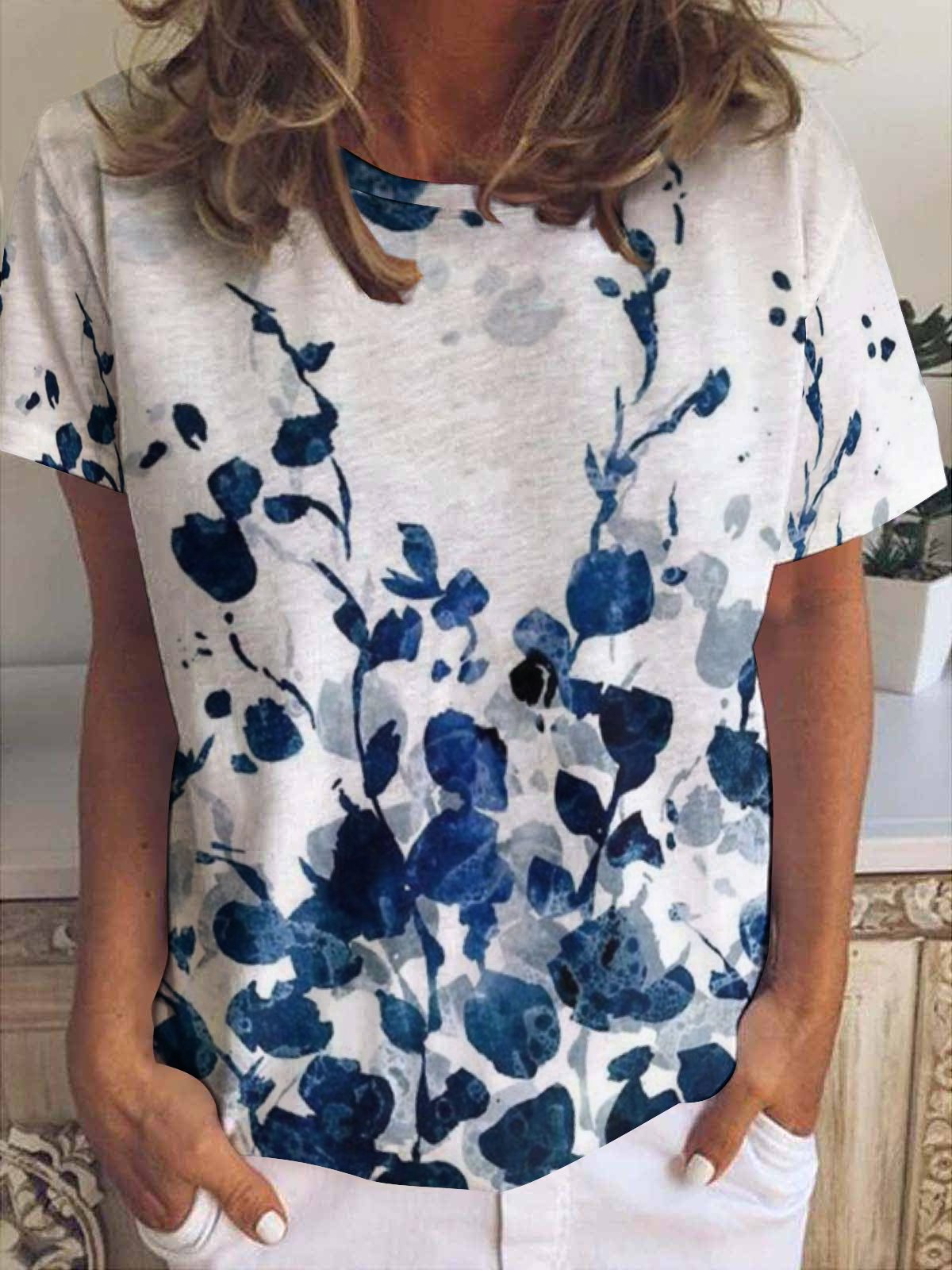 Women's Flower Art Print Casual T-Shirt