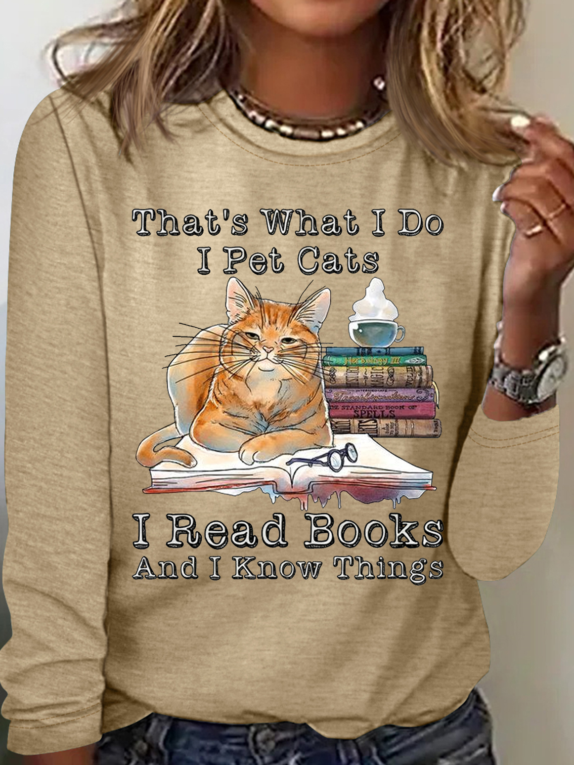 Women's THAT'S WHAT I DO I PET CATS I READ BOOKS AND I KNOW THINGS Casual Shirt