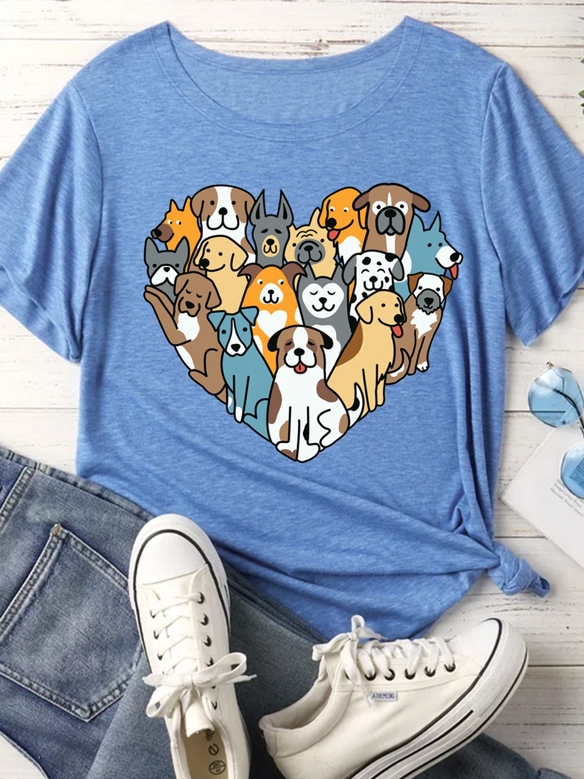 Women‘s Heart Of Dog Print Crew Neck Casual T-Shirt