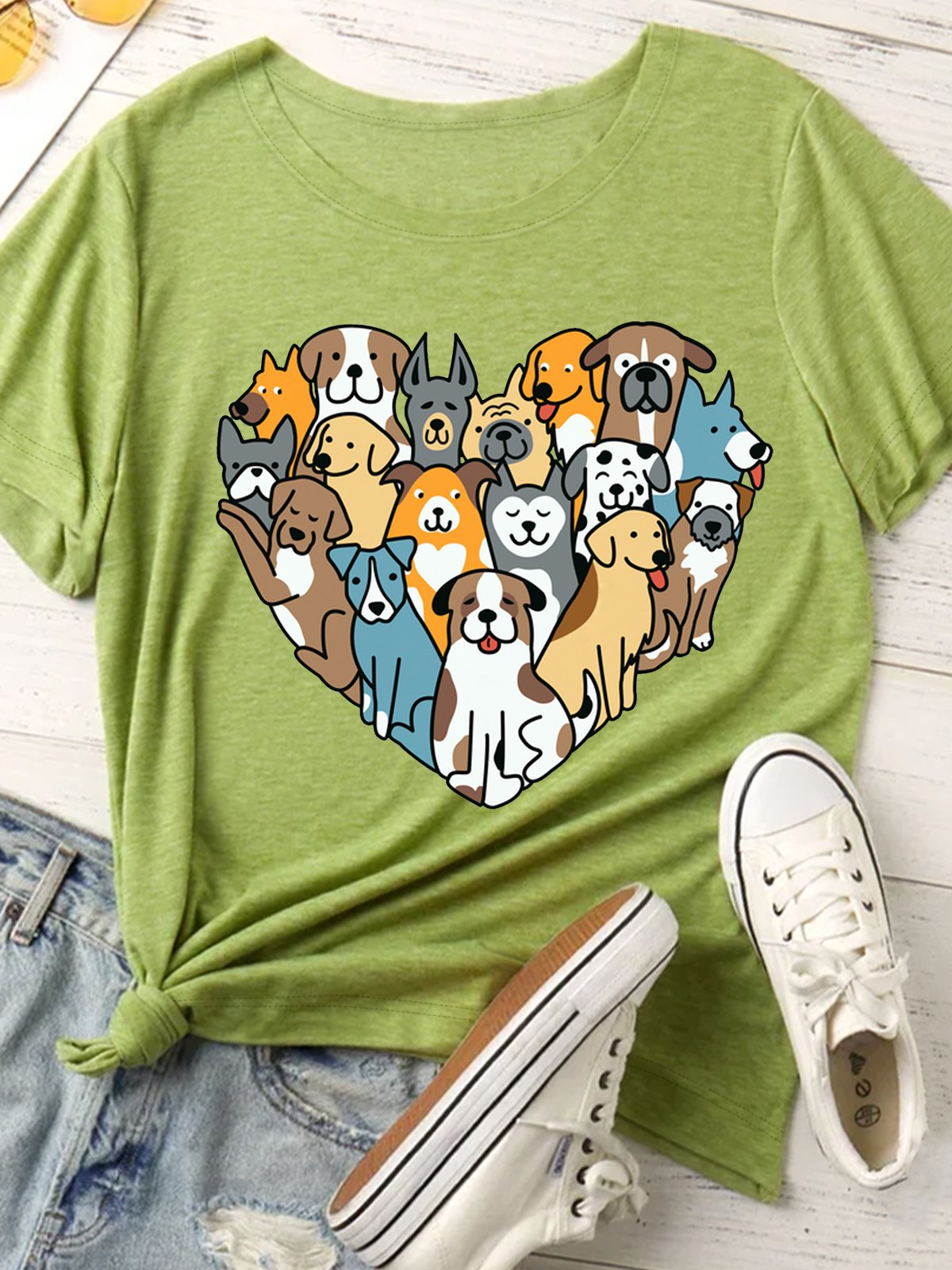 Women‘s Heart Of Dog Print Crew Neck Casual T-Shirt