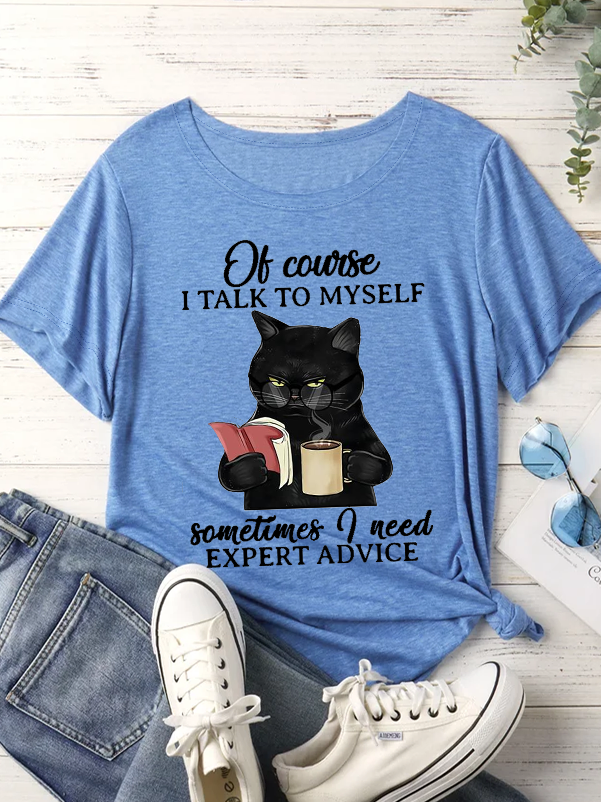 Women‘s Funny Black Cat Books Of Course I Talk To Myself Sometimes I Need Expert Advice Casual T-Shirt