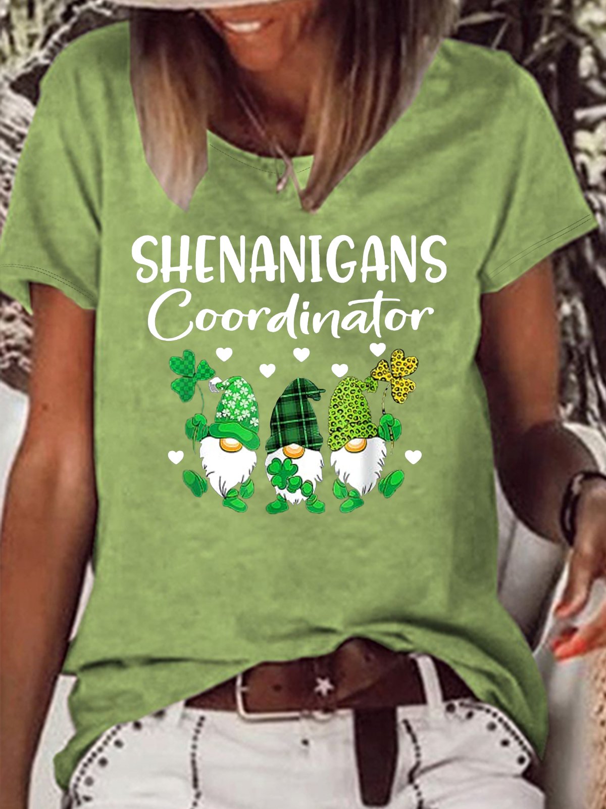 Women‘s Shenanigans Coordinator St Patricks Day Gnomes Crew Neck Casual etters T-Shirt