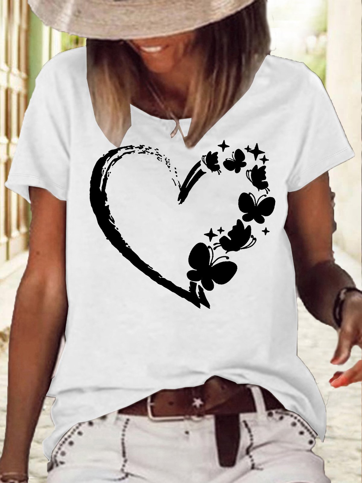 Women's Butterfly Heart Print Casual Crew Neck Letters T-Shirt