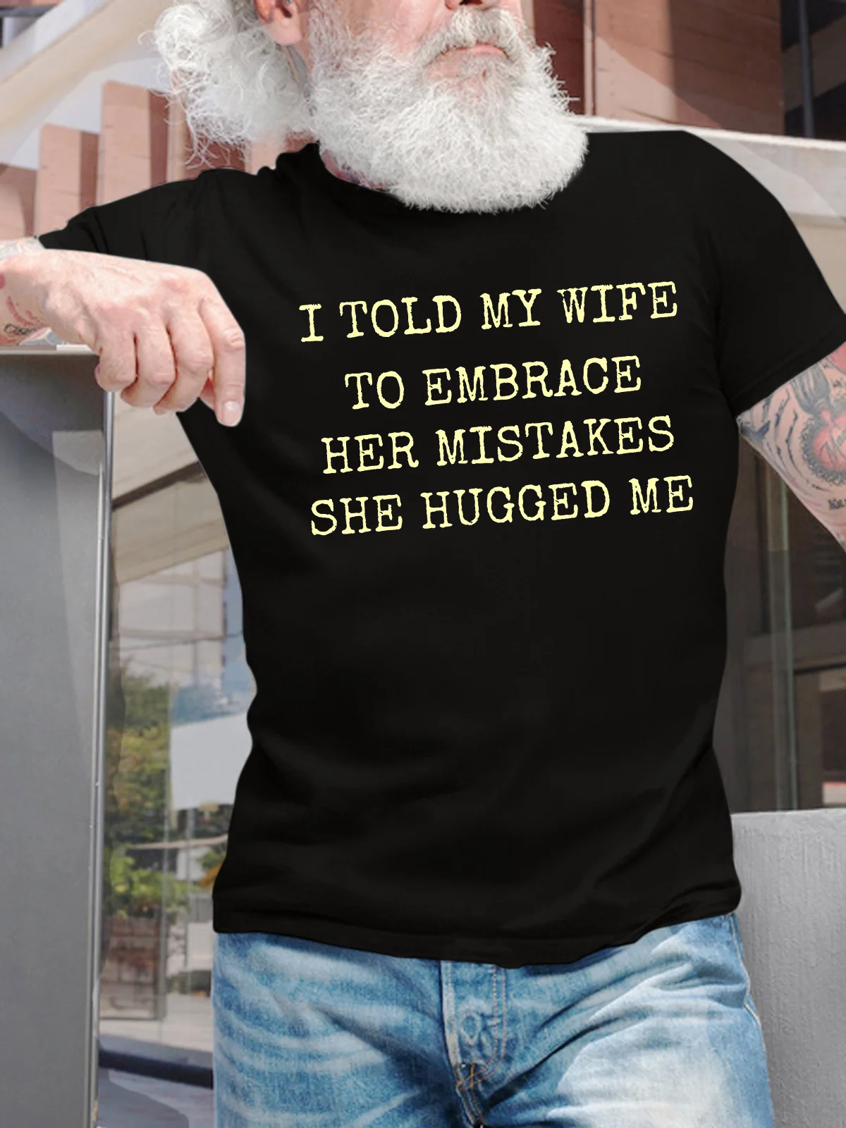 Men's I Told My Wife To Embrace Her Mistakes She Hugged Me Funny Graphic Printing Casual Crew Neck Text Letters Cotton T-Shirt