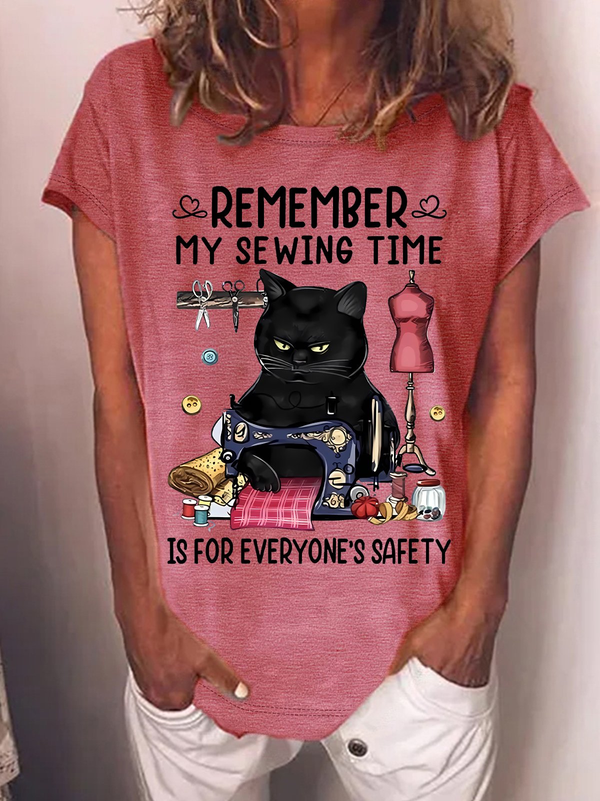 Women's Remember My Sewing Time Is For Everyone'S Safety Funny Cat Graphic Printing Loose Casual Text Letters Crew Neck T-Shirt