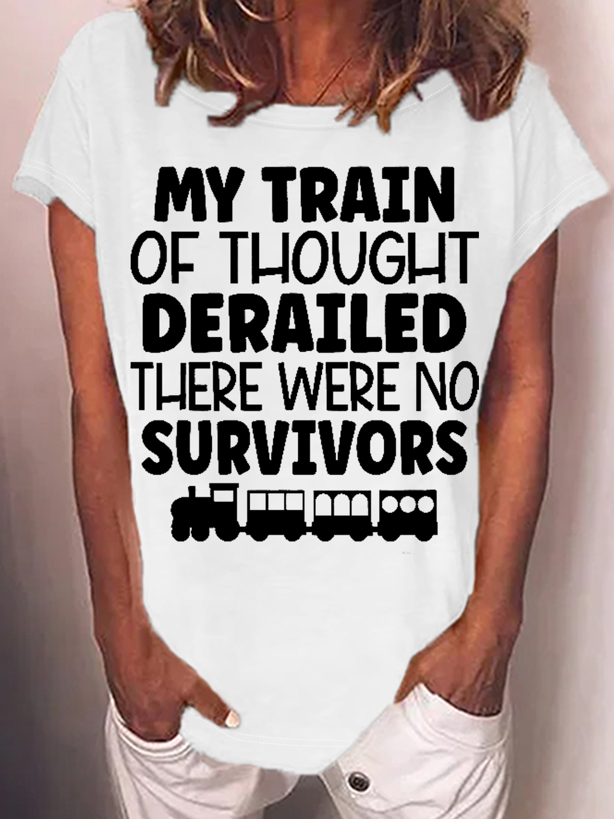 Women‘s Funny Word My Train Of Thought Derailed Casual Crew Neck T-Shirt