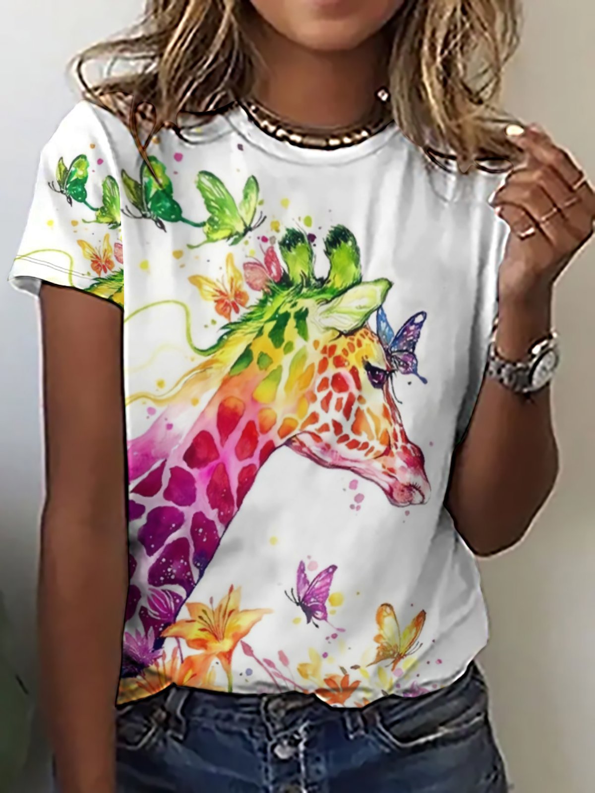 Women‘s Butterfly Giraffe Art Print Crew Neck Casual T-Shirt