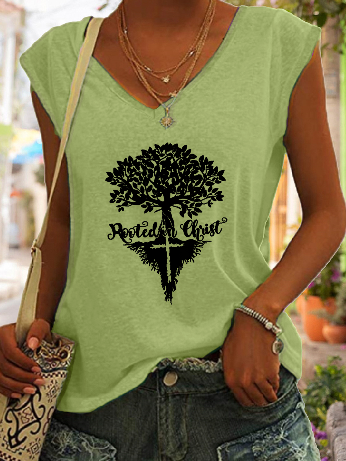 Women's Rooted In Christ Tree Simple Regular Fit Tank Top