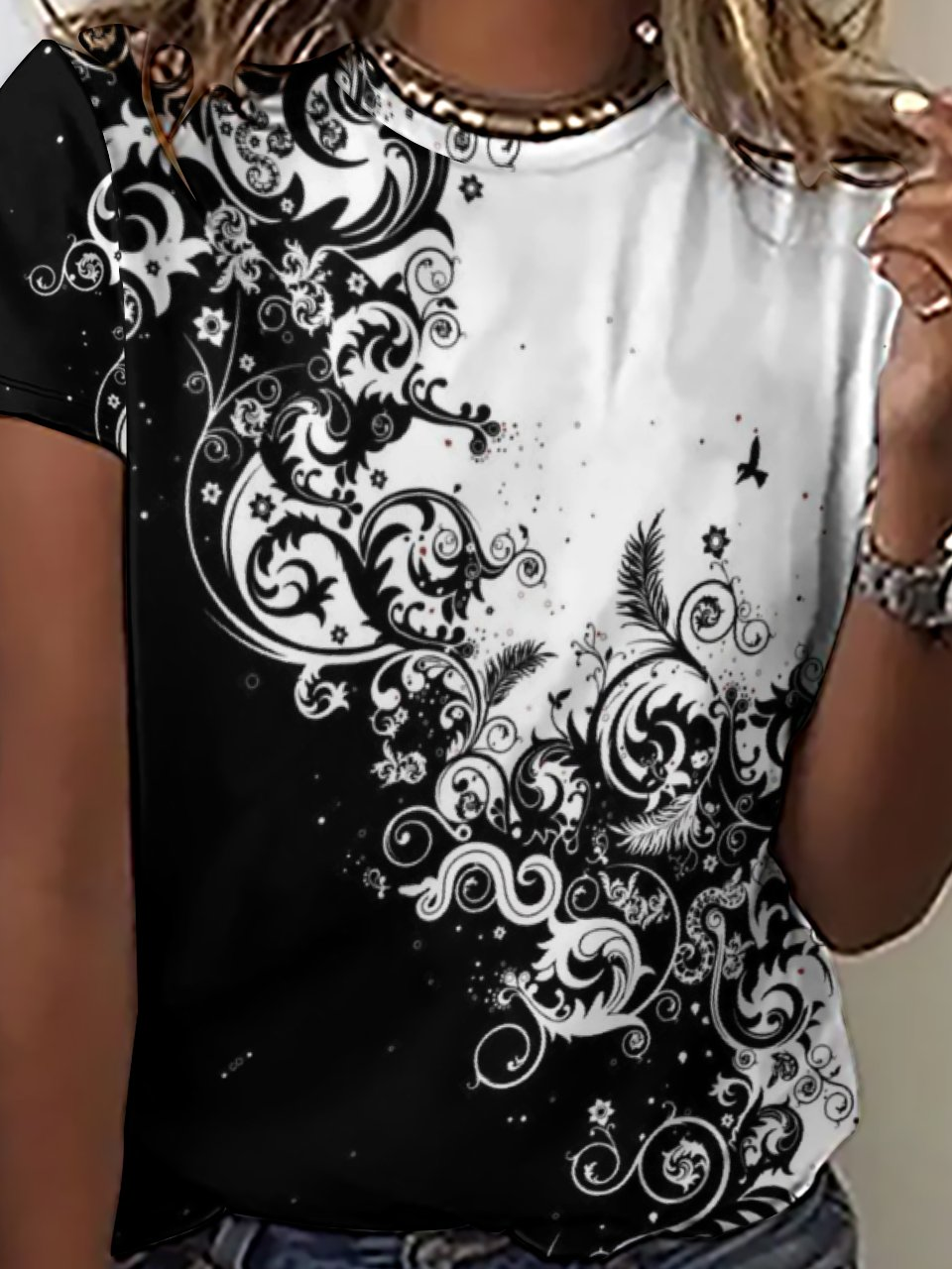 Women's Black White abstract Print Casual Crew Neck T-Shirt