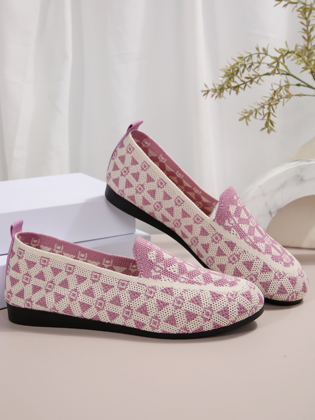 Mesh Fabric All Season Ethnic Shallow Shoes