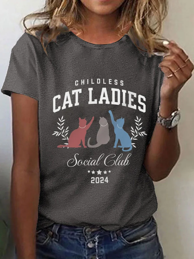 Women's Childless Cat Lady Print Crew Neck T-Shirt