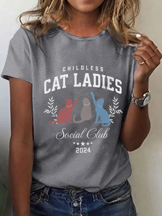 Women's Childless Cat Lady Print Crew Neck T-Shirt