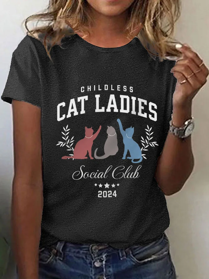 Women's Childless Cat Lady Print Crew Neck T-Shirt