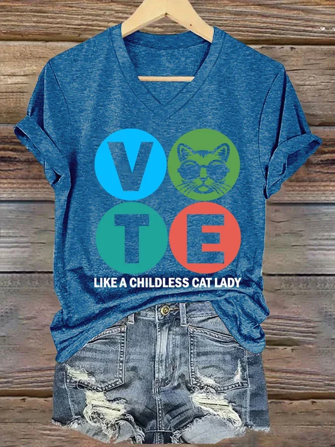 💙VOTE BLUE💙Women's Vote Like A Childless Cat Lady Print Round Neck T-shirt