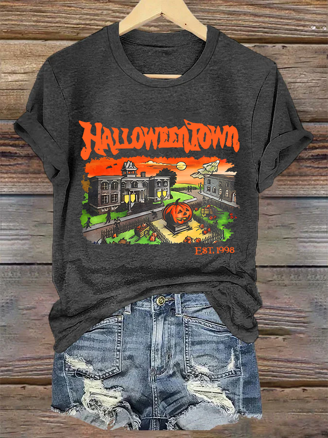 Women's Vintage Halloween Town Est 1998 Loose Simple T-Shirt