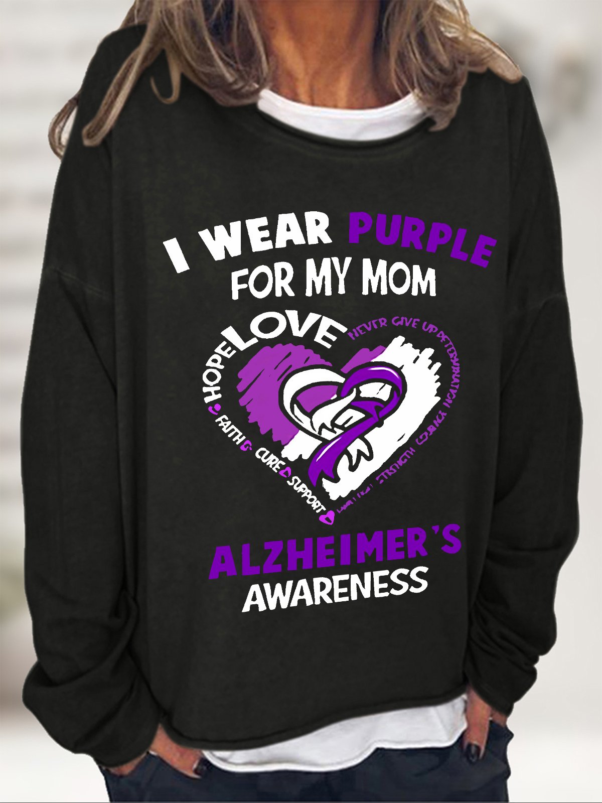 Women's Alzheimer's Awareness I Wear Purple For My Mom - Heart Ribbon Casual Sweatshirt