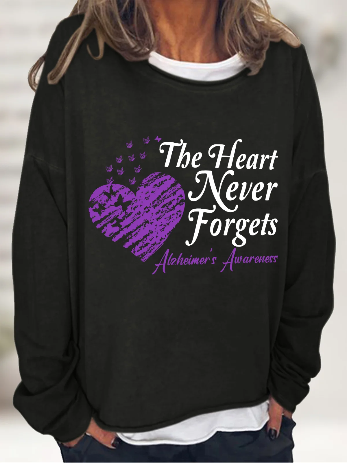 Alzheimer's Awareness The Heart Never Forgets Casual Sweatshirt