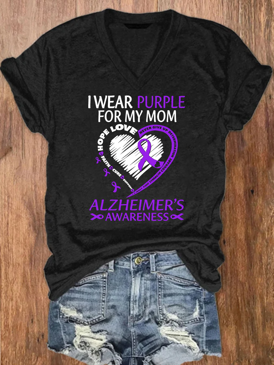 I Wear Purple For Mom With My Heart Alzheimer Floral Loose Simple Crew Neck T-Shirt