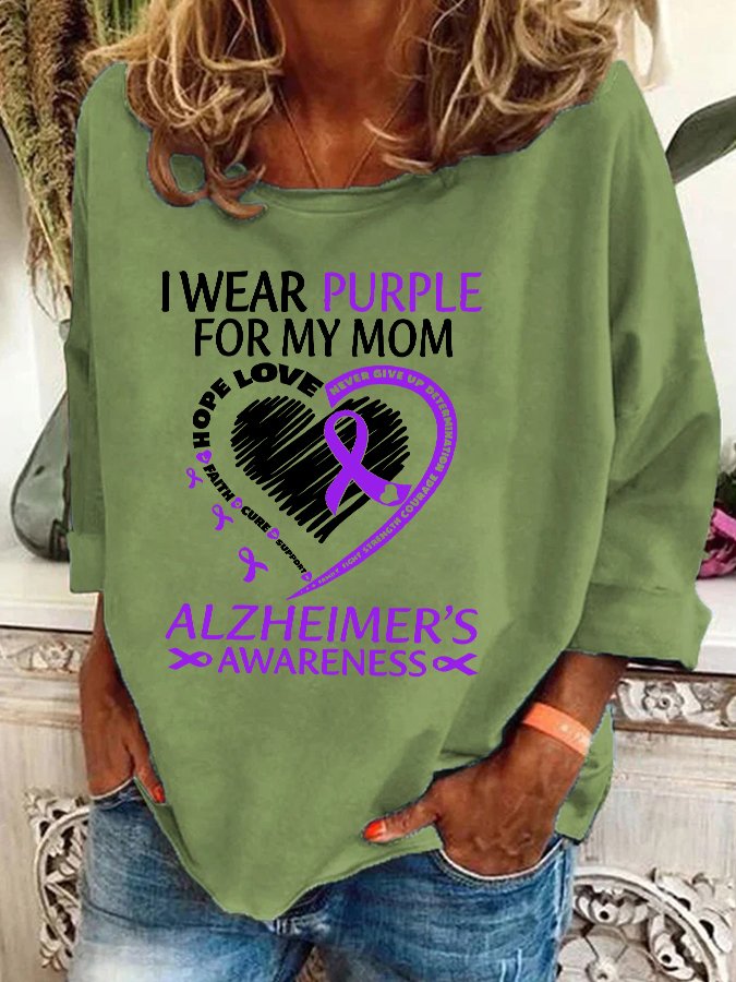 I Wear Purple For Mom With My Heart Alzheimer Casual Sweatshirt