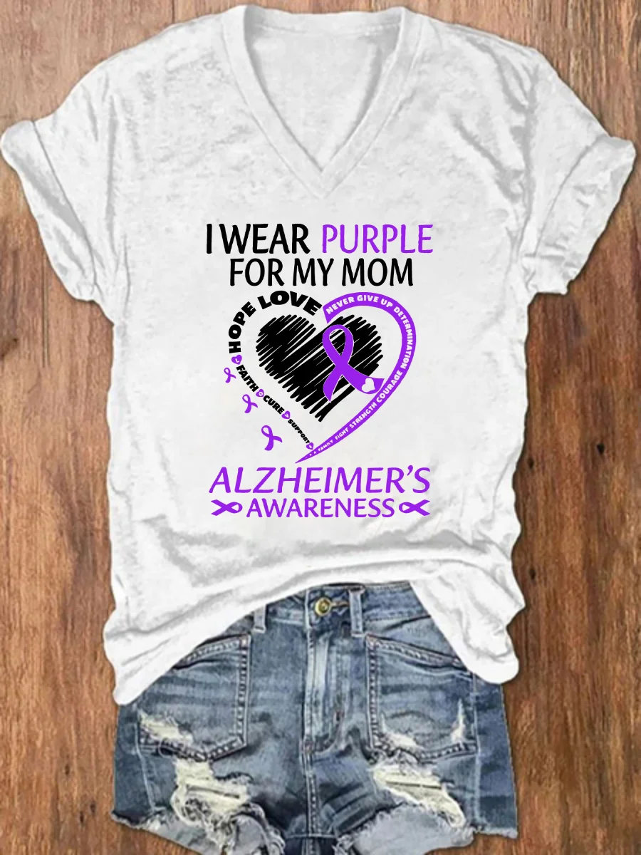 I Wear Purple For Mom With My Heart Alzheimer Floral Loose Simple Crew Neck T-Shirt