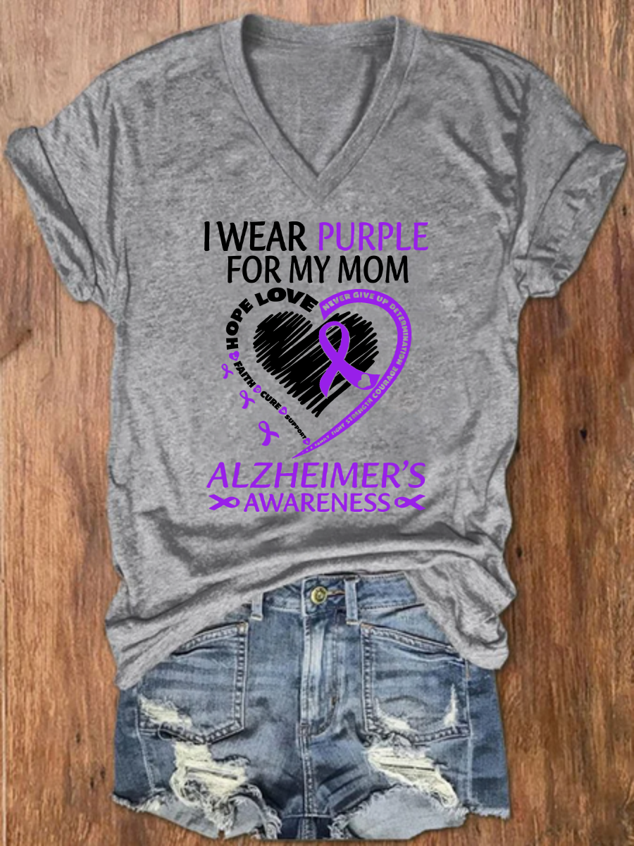 I Wear Purple For Mom With My Heart Alzheimer Floral Loose Simple Crew Neck T-Shirt