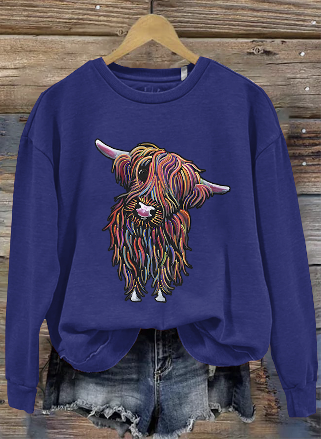 Scottish Highlands Bull Round Neck Sweatshirt