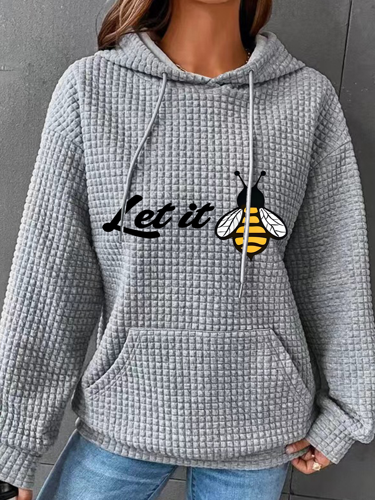 Peachbruh Let It Bee Positive Energy Slogan Printed Simple Loose Hoodie